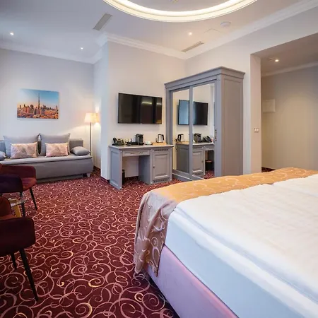 Golden Key Boutique Hotel