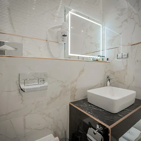Golden Key Boutique Hotel